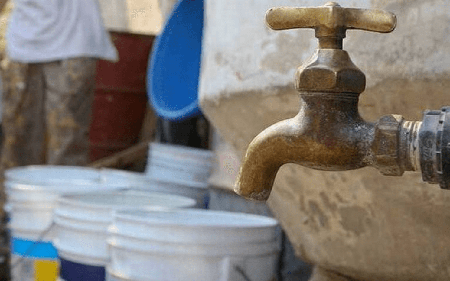 Agua y colonias