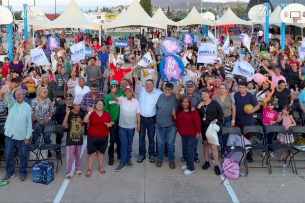La Opción de Chihuahua: Acompañan más de 700 vecinos a Jáuregui en La Campesina | La Opción de Chihuahua